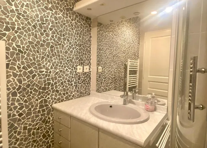 Daire Piscine - Quartier Toison D'or *